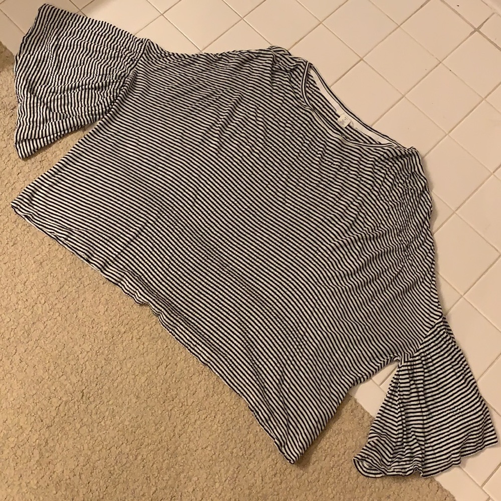Black and white bell sleeve top